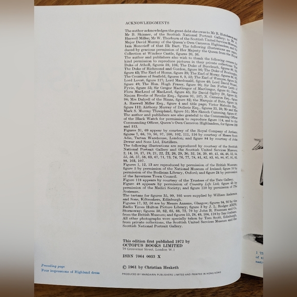 Tartans hardcover by Christian Hesketh - Picture 6 of 12